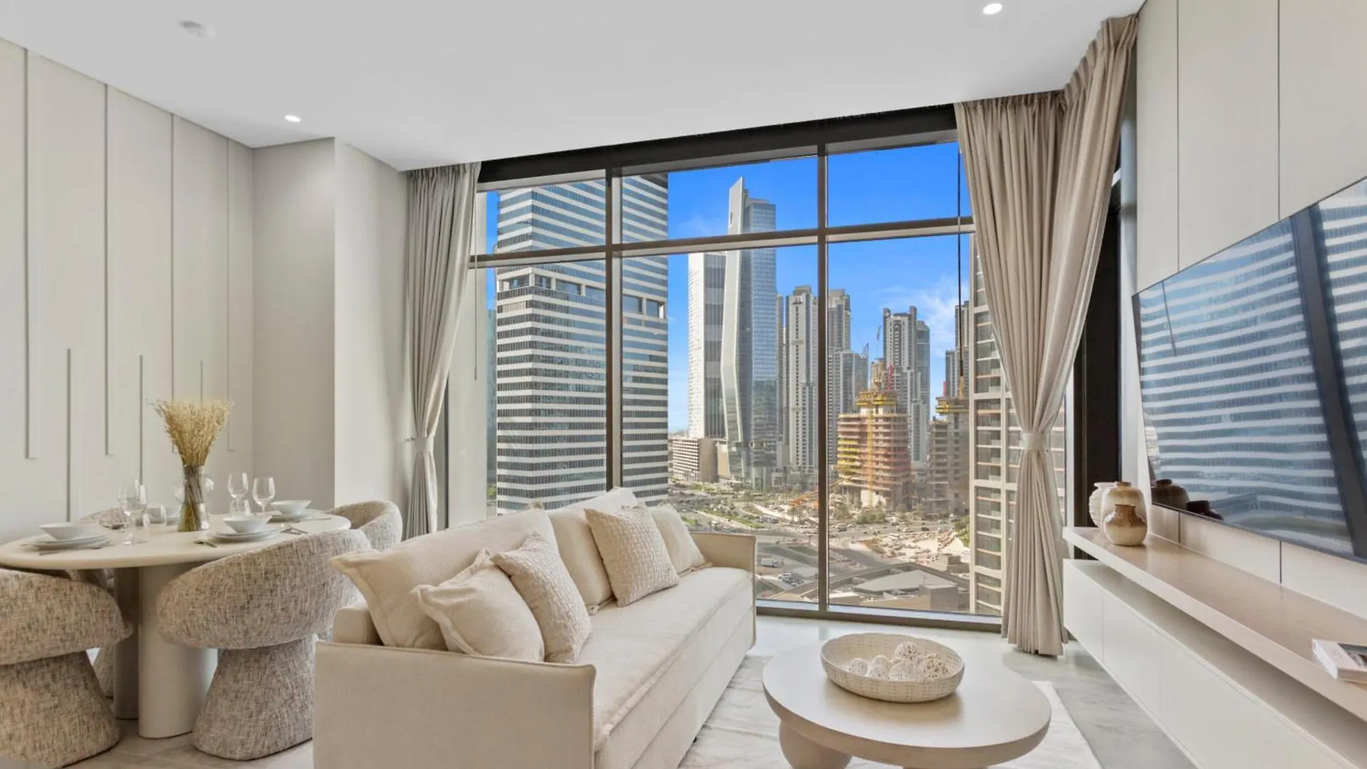 Modern 1Bedroom W Burj Khalifa View In Peninsula Dubai Apartment