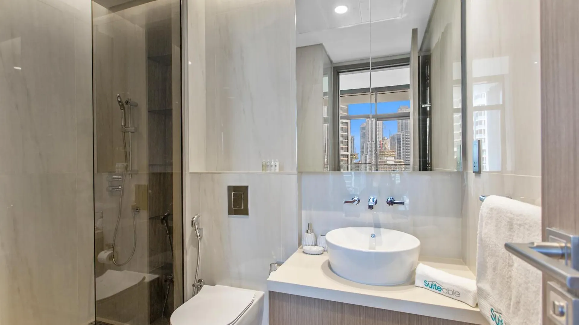 Modern 1Bedroom W Burj Khalifa View In Peninsula Dubai Apartment