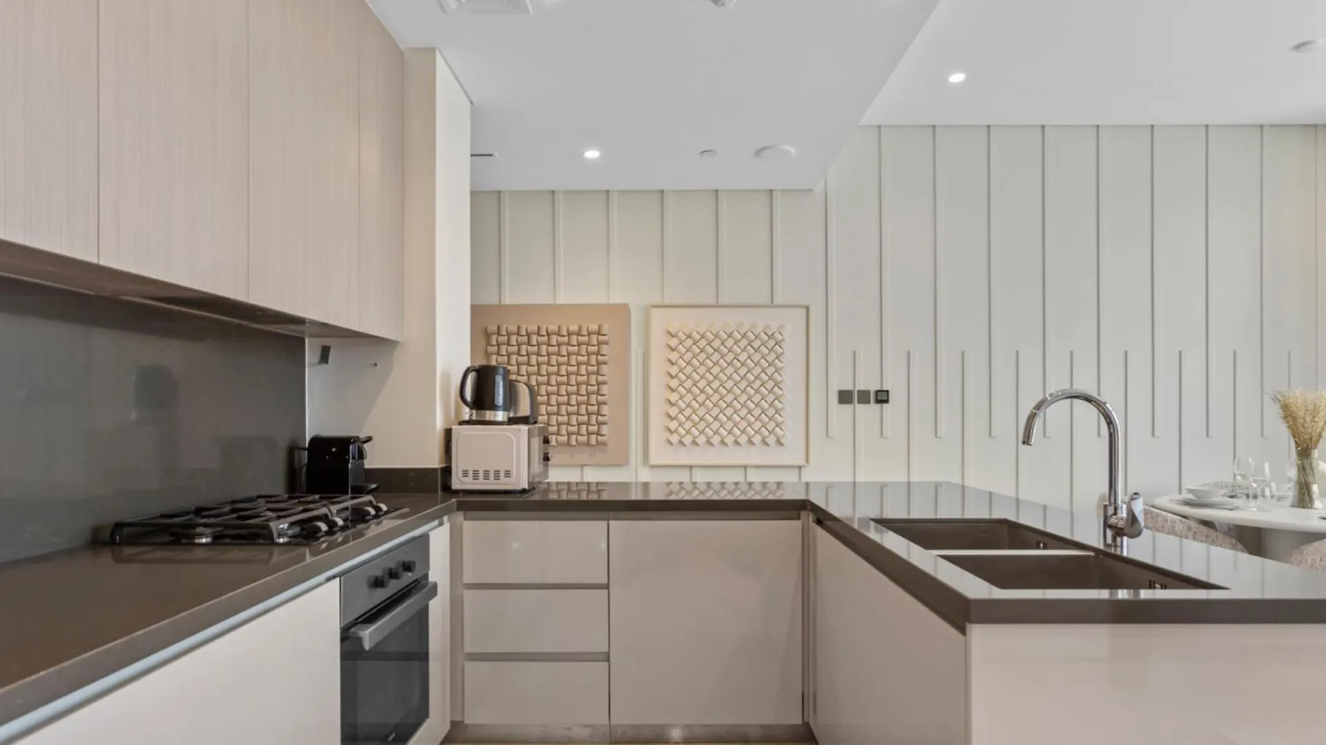 Apartment Modern 1Bedroom W Burj Khalifa View In Peninsula Dubai United Arab Emirates