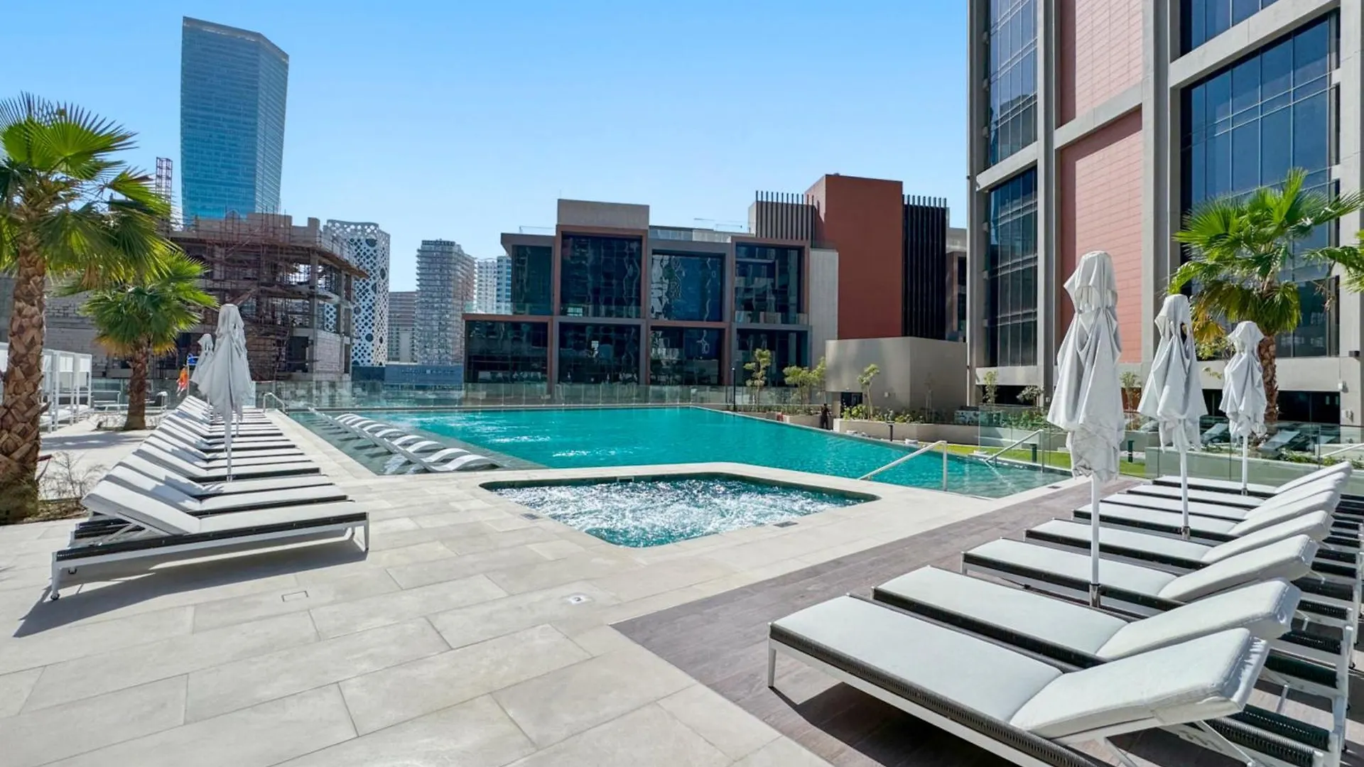 Modern 1Bedroom W Burj Khalifa View In Peninsula Dubai United Arab Emirates